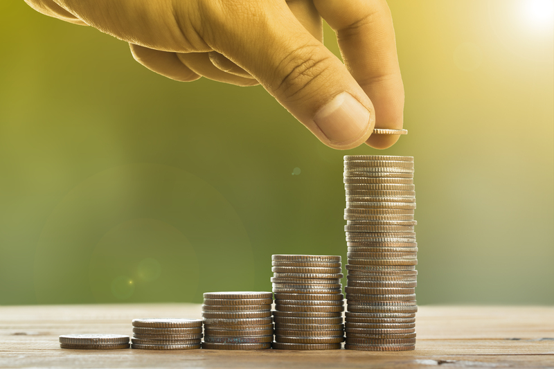 Clearing out Cabinets Sustainably: Pot and Pan Disposal Tips